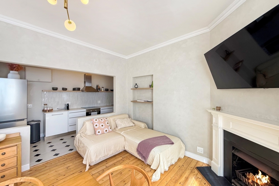 To Let 2 Bedroom Property for Rent in Sea Point Western Cape